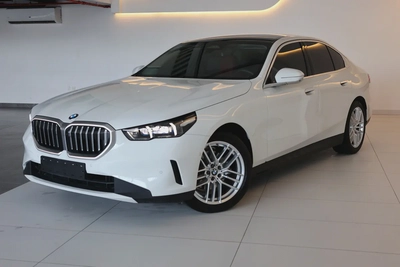 BMW 520i 2026-14000KM- GCC Specs - Pristine Condition-Under warranty  Service-0