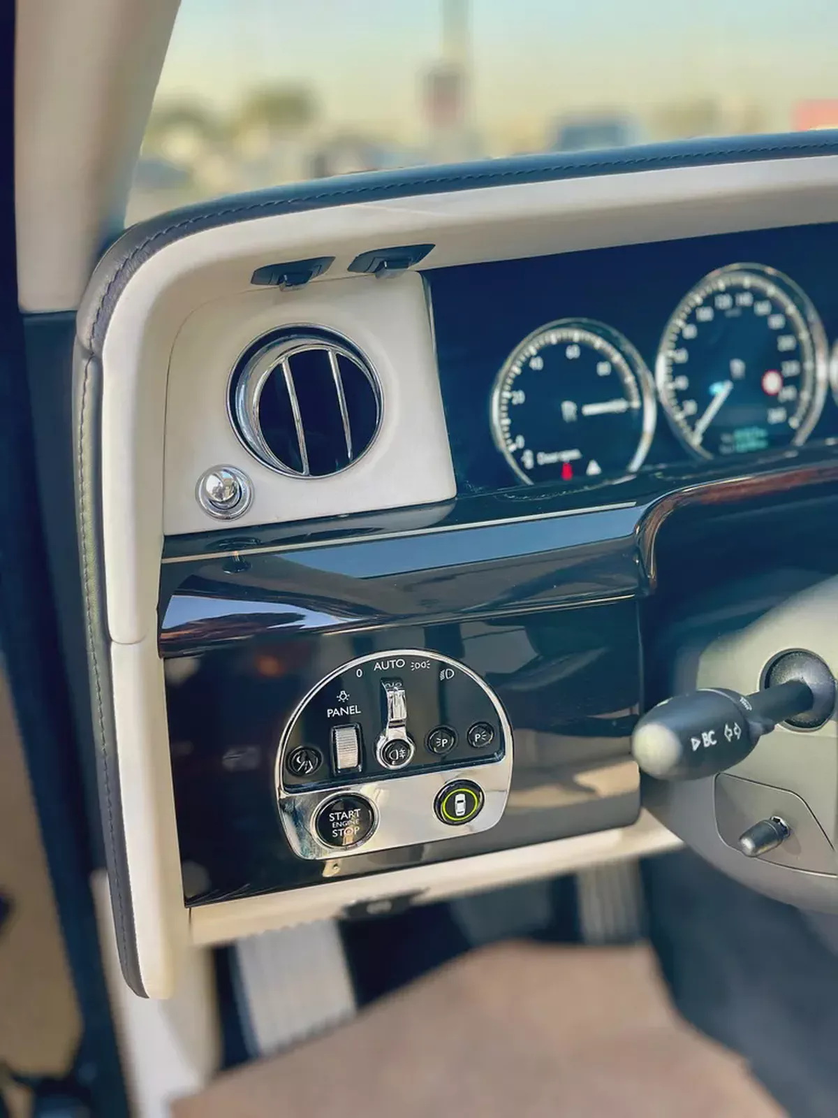 2019 Rolls Royce Extended Wheel Base GCC Specifications-6-6