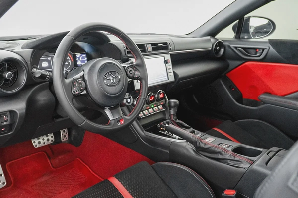 2,657 AED / 60 months | 0% DP | 2024 Toyota GR86 / Toyota Warranty  Service Pack