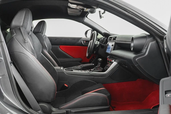 2,657 AED / 60 months | 0% DP | 2024 Toyota GR86 / Toyota Warranty  Service Pack