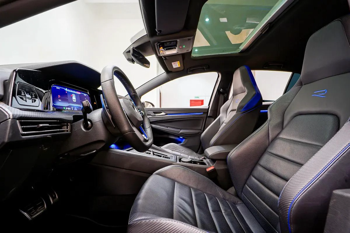 AED 2177 PM | VW GOLF R 2023 | FULL AGENCY SERVICE HISTORY | 1 YEAR WARRANTY | GCC-11-11