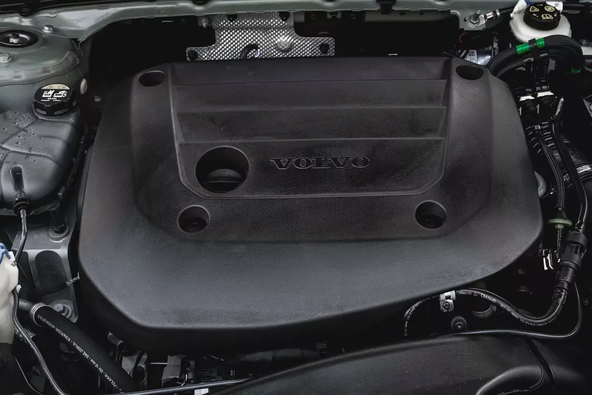 2,253 P.M |  XC40 B4 Core | 0% Downpayment | VOLVO WARRANTY!-13-13
