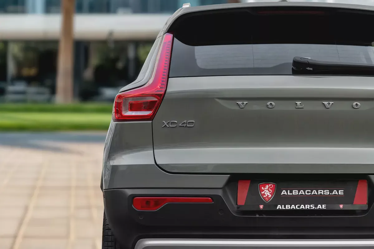 2,253 P.M |  XC40 B4 Core | 0% Downpayment | VOLVO WARRANTY!-5-5