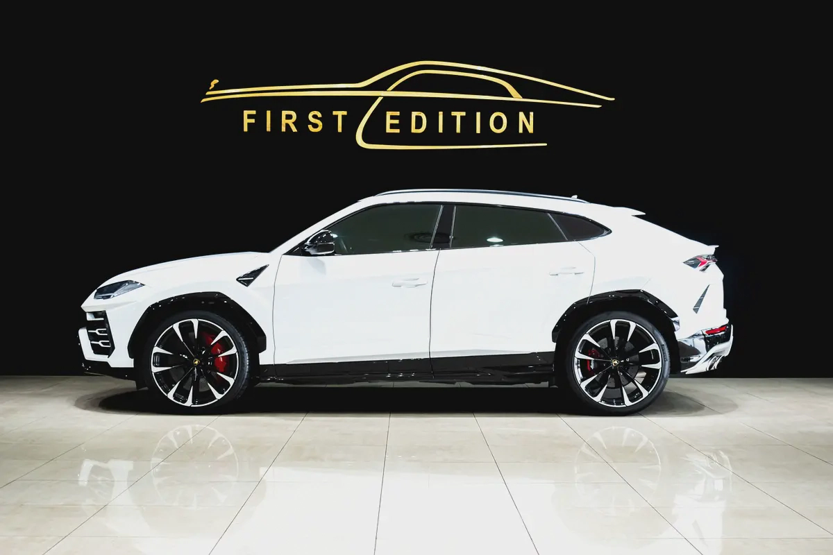 Lamborghini Urus S 2022 GCC Specs - Pristine Condition-3-3