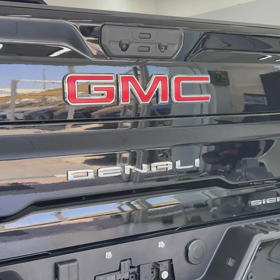 2026 GMC Sierra Denali 2500 HD-12