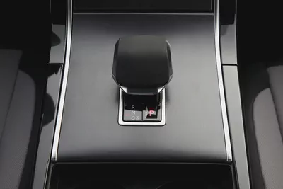 RANGE ROVER VELAR P250 DYNAMIC 2026 - ALTAYER WARRANTY + SERVICE CONTRACT - VERY LOW KILLO METERS-15
