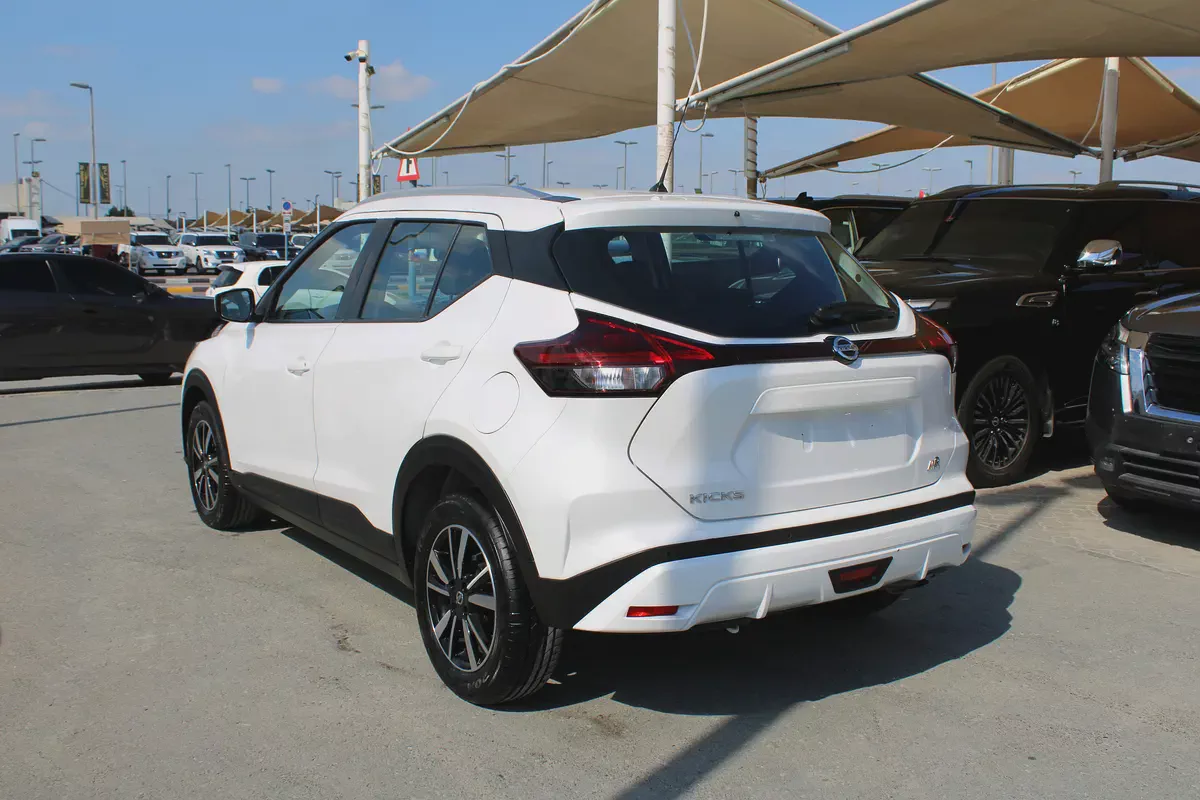Nissan Kicks 2022 SV GCC Specs - Excellent Condition-3-3