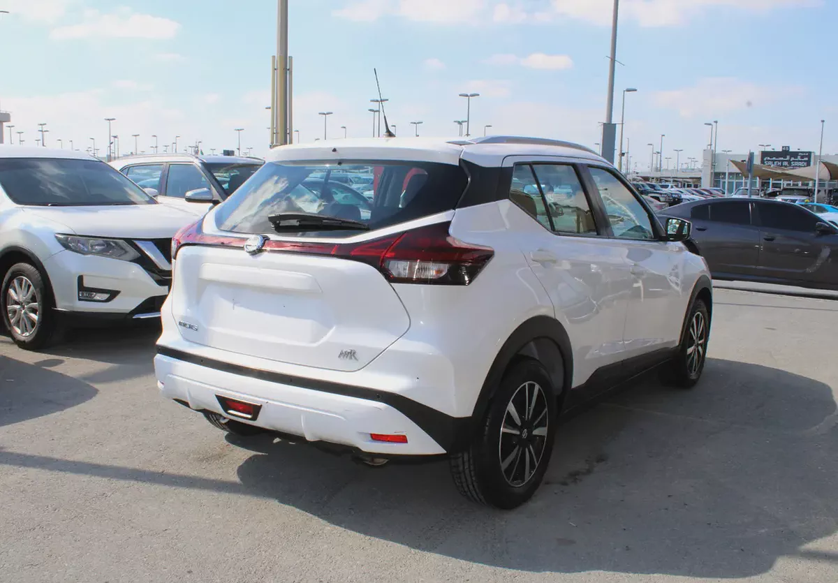 Nissan Kicks 2022 SV GCC Specs - Excellent Condition-4-4