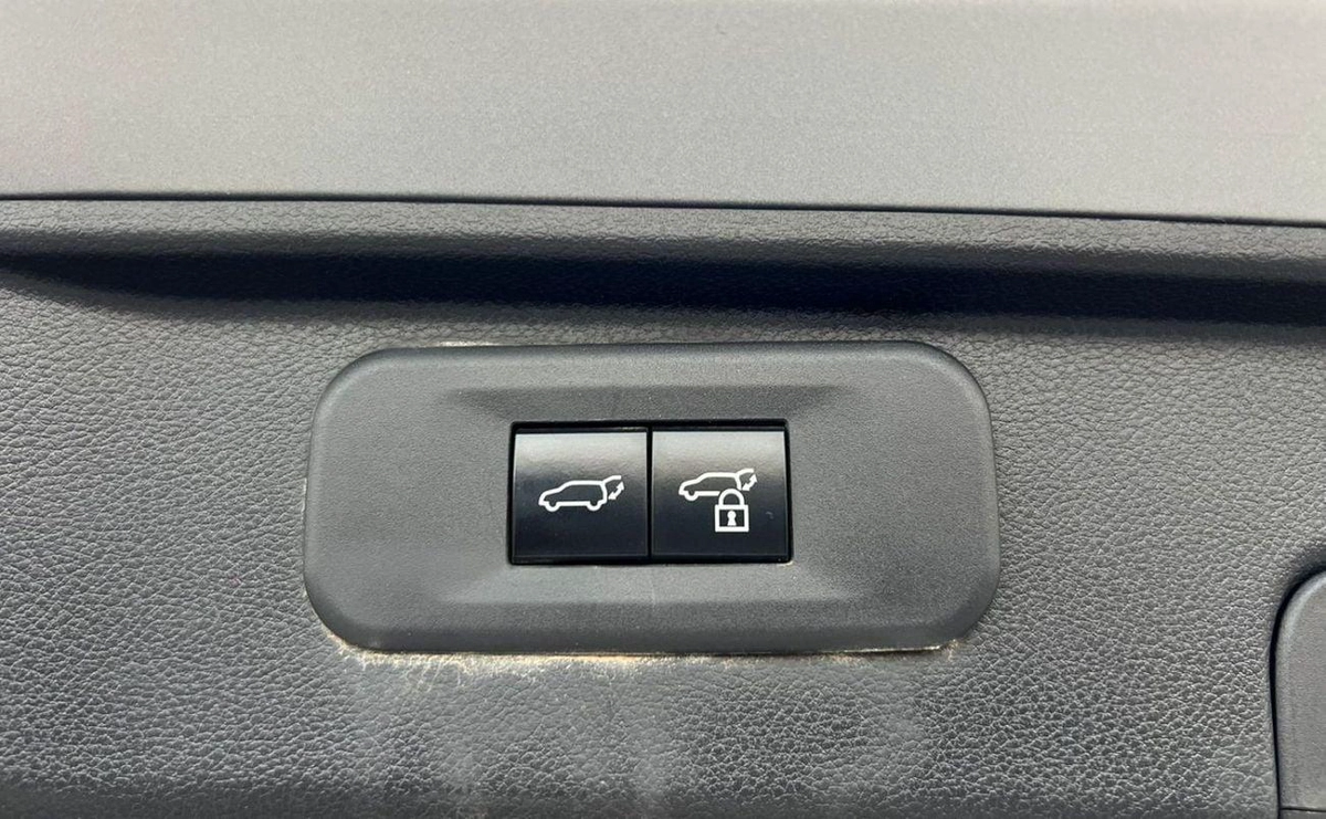 Toyota Grand Highlander -19-0