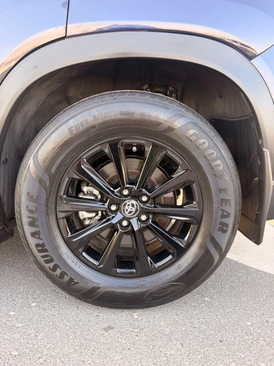 Toyota Grand Highlander XLE 2.4L 2024-17