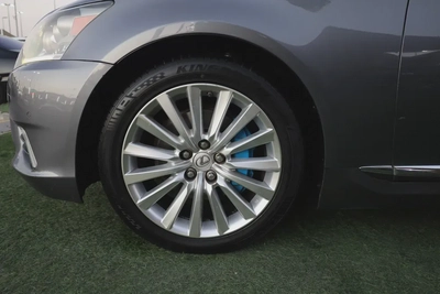 Used Lexus LS 460 4 door 4.6L SWB 2014-9