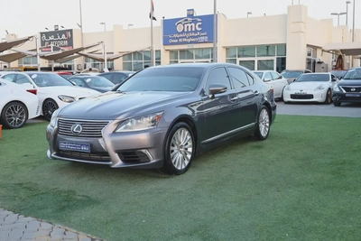 Used Lexus LS 460 4 door 4.6L SWB 2014-0
