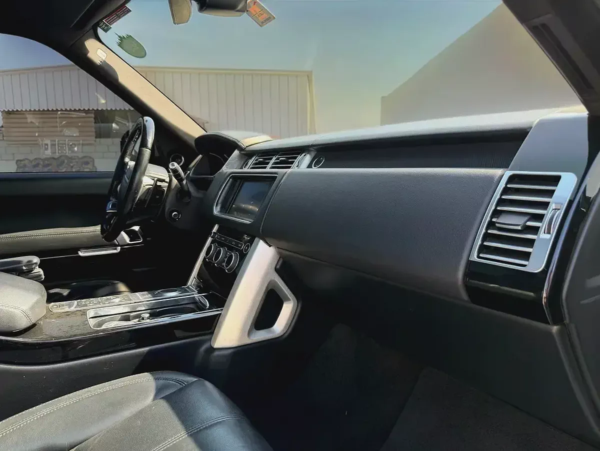 RANGE ROVER HSE | 5.0L V8 | 4WD | GCC SPECS | 2016-11-11