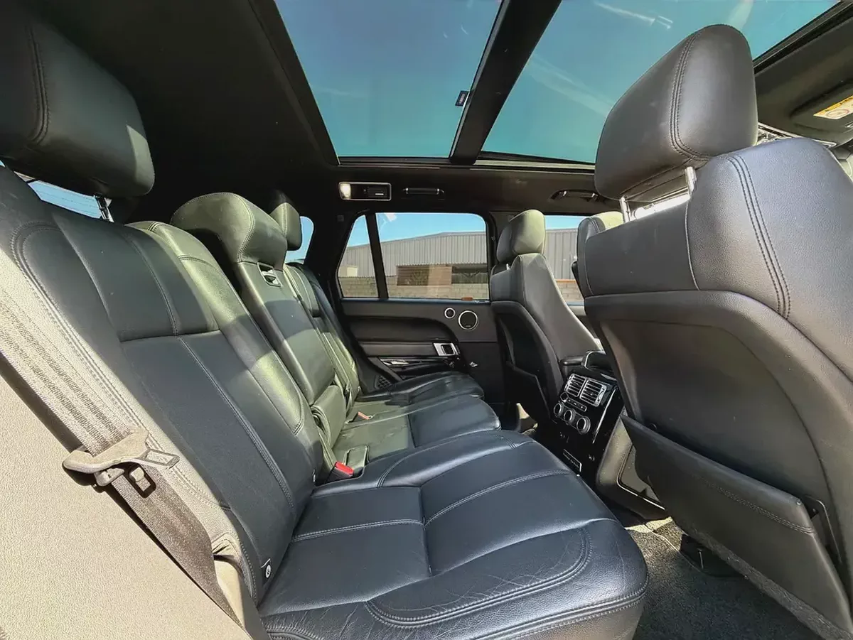 RANGE ROVER HSE | 5.0L V8 | 4WD | GCC SPECS | 2016-17-17