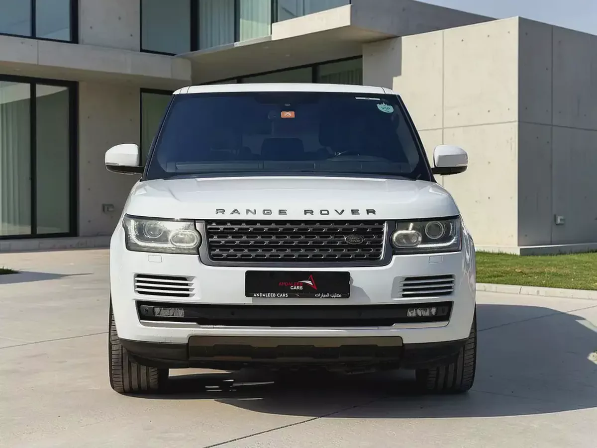 RANGE ROVER HSE | 5.0L V8 | 4WD | GCC SPECS | 2016-1-1