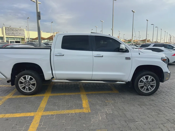 2015 Toyota Tundra Crewmax 1794 Edition - American Specs