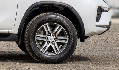 Toyota Fortuner Toyota Fortuner 2.4L Diesel AT MY2024-2