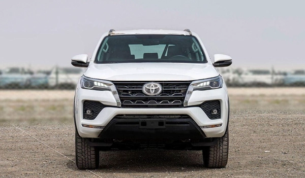 Toyota Fortuner Toyota Fortuner 2.4L Diesel AT MY2024