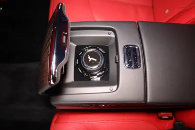 Rolls-Royce Ghost EWB-8