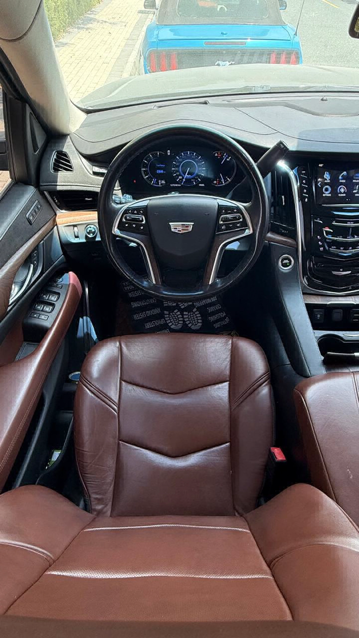 Cadillac Escalade SUV-2-2