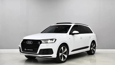 GCC | Audi Q7 | 7 Seater | 2,400 Monthly | Free Insurance and Registration-0