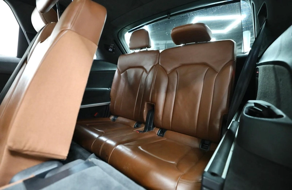 GCC | Audi Q7 | 7 Seater | 2,400 Monthly | Free Insurance and Registration
