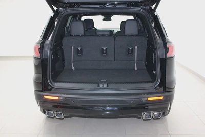 2025 GMC Acadia AT4 - GCC Specs - Brand New!-4