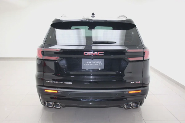 2025 GMC Acadia AT4 - GCC Specs - Brand New!