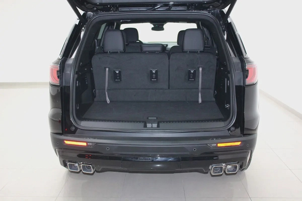 2025 GMC Acadia AT4 - GCC Specs - Brand New!