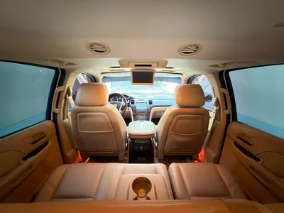 Gulf Specs 2011 CADILLAC ESCALADE PREMIUM 7-Seater, 6.2Litre V8-1