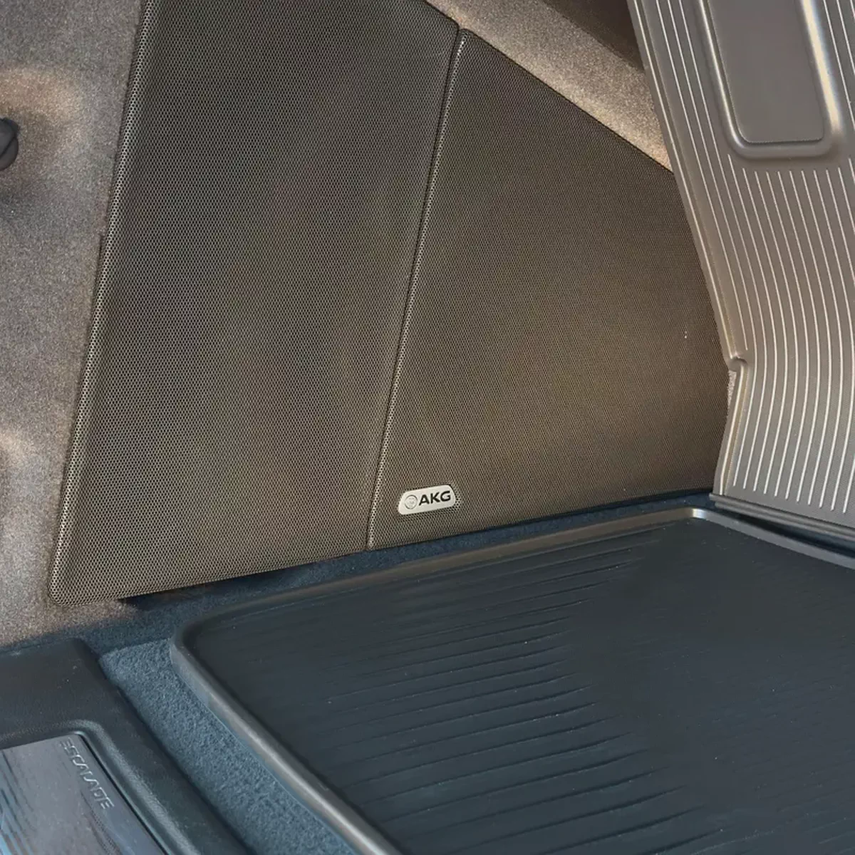 2023 Cadillac Escalade Diesel Sport-14-14