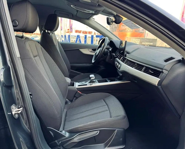 AUDI A4 TFSI - 2021 - ONLY 20113KM - SUPER CLEAN CAR FRESH JAPAN IMPORT