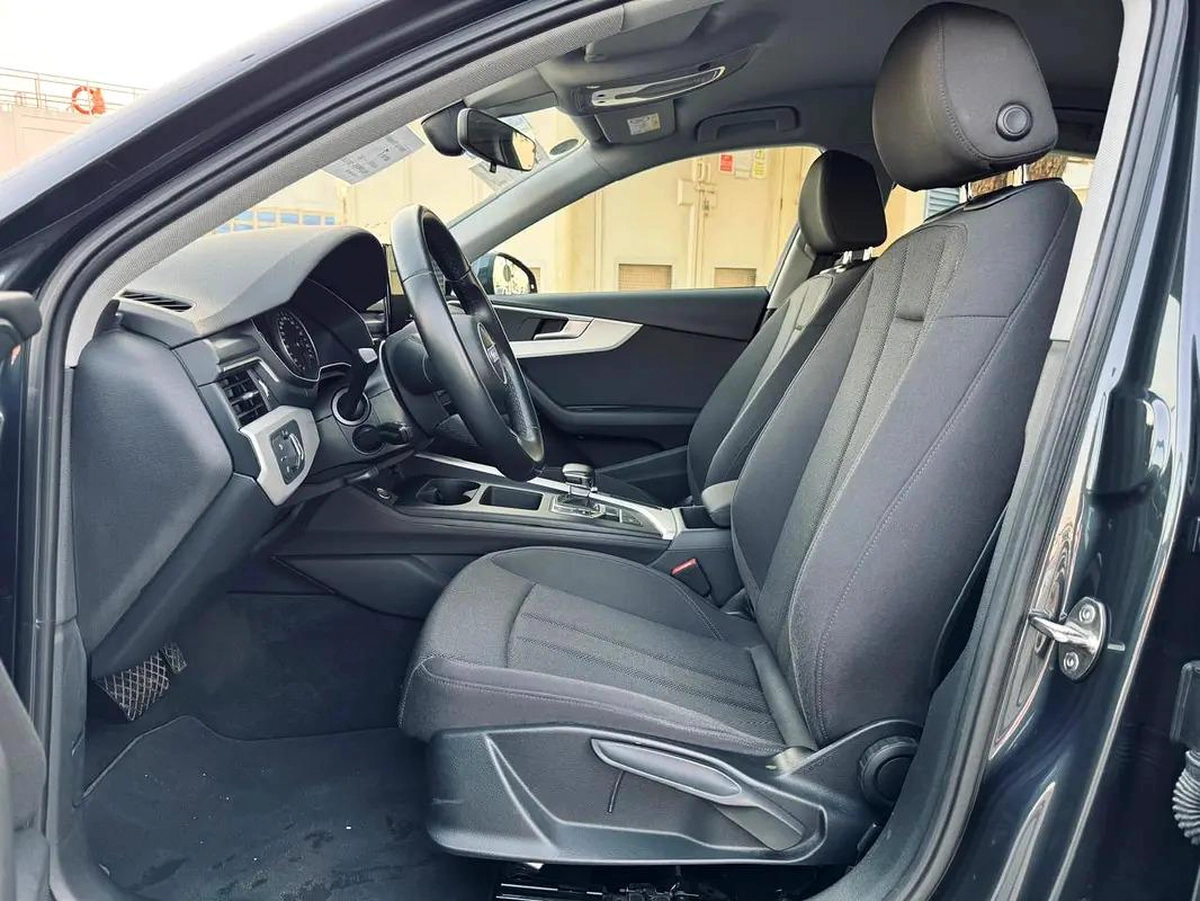 AUDI A4 TFSI - 2021 - ONLY 20113KM - SUPER CLEAN CAR FRESH JAPAN IMPORT