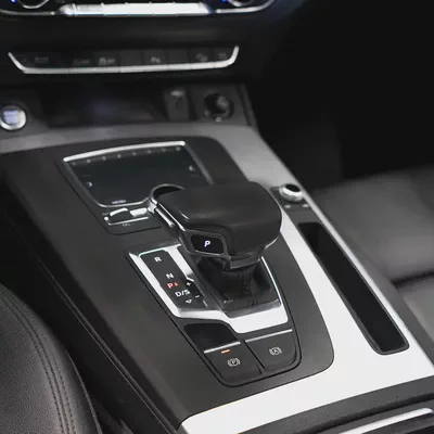 AED 1,724 p.m • 0% Downpayment • Audi Q5 45TFSI S-Line • 1 Year Warranty-12