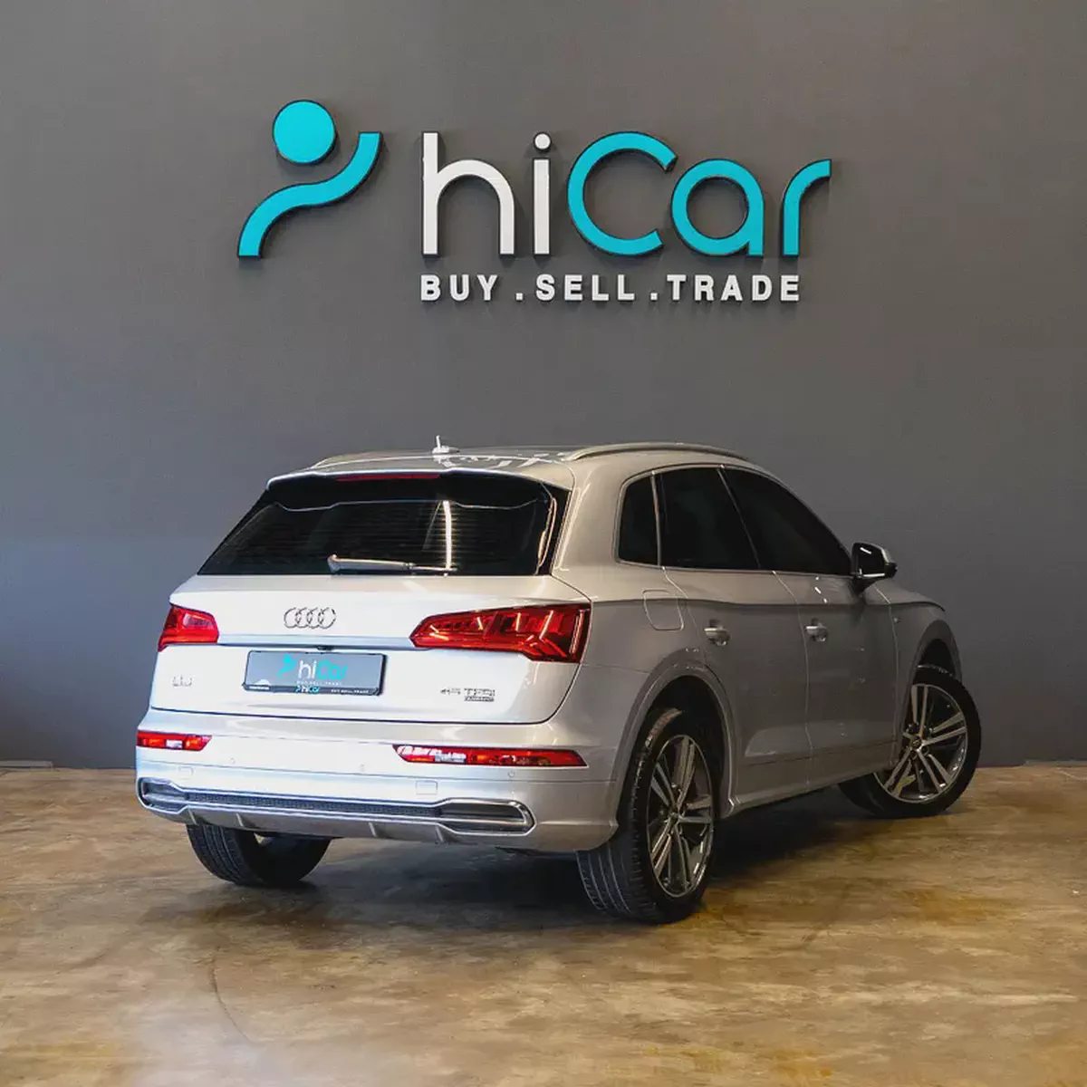 AED 1,724 p.m • 0% Downpayment • Audi Q5 45TFSI S-Line • 1 Year Warranty-2-2