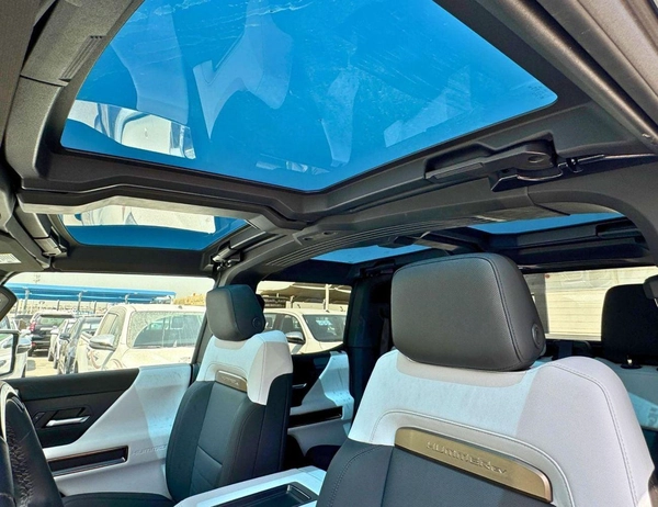 GMC Hummer EV PICKUP / 1.5L ELECTRIC / 360* CAMERA / PANORAMIC ROOF (CODE # 69056)
