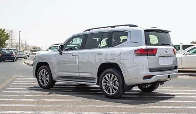 Toyota Land Cruiser VXR LAND CRUISER VXR 3.5L PETROL 2024-4