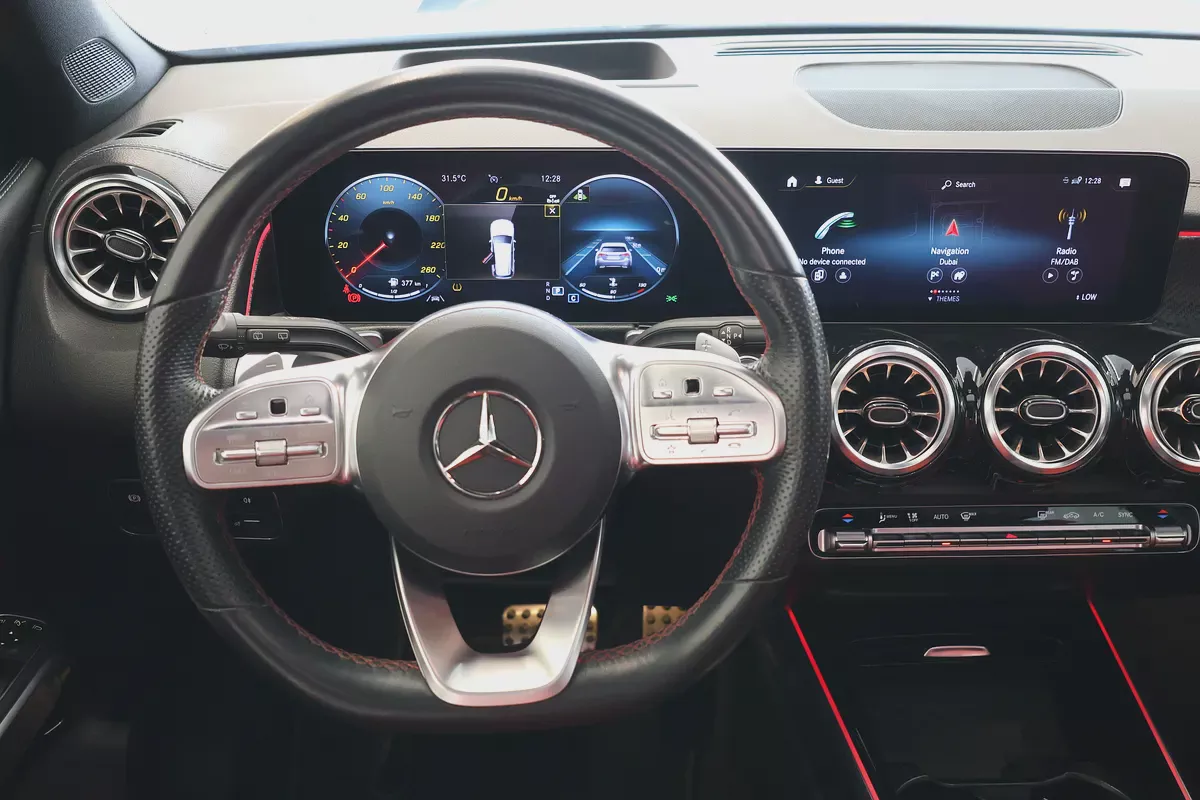 2023 Mercedes-Benz GLB 250 4MATIC | GCC Specs | Low Mileage 46000km-UNDER WARRANTY  SERVICE-12-12