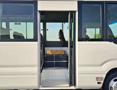 Toyota Coaster 23 SEATER || 2.8L DIESEL A/T | AUTO DOOR | HLF LUGGAGE RACK | PWR WINDOWS (CODE # COD28B)-6