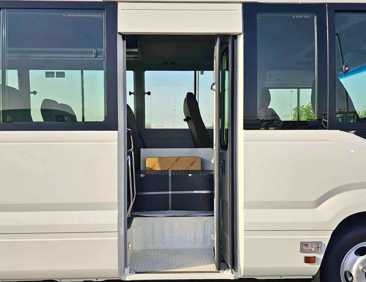 Toyota Coaster 23 SEATER || 2.8L DIESEL A/T | AUTO DOOR | HLF LUGGAGE RACK | PWR WINDOWS (CODE # COD28B)-6-0