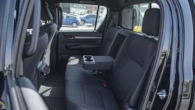Toyota Hilux ADVENTURE 4.0L-10