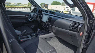 Toyota Hilux ADVENTURE 4.0L-6