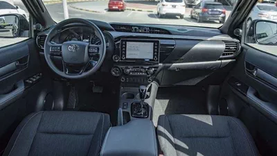 Toyota Hilux ADVENTURE 4.0L-7