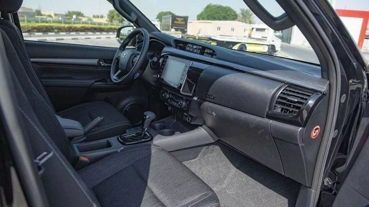 Toyota Hilux ADVENTURE 4.0L-6-0