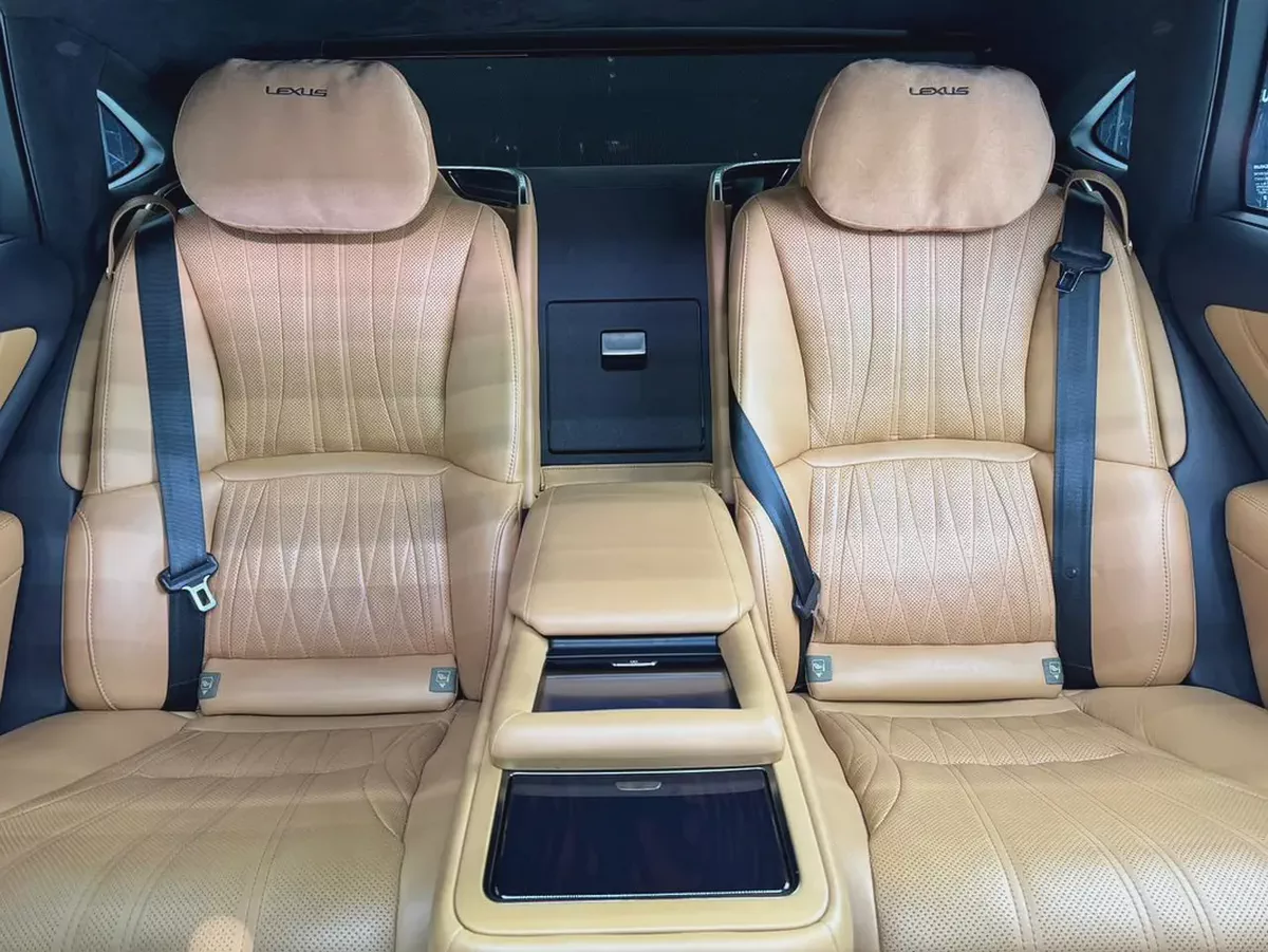 Lexus LS 500 2022 | Well Maintained | GCC | Pristine Condition-19-19