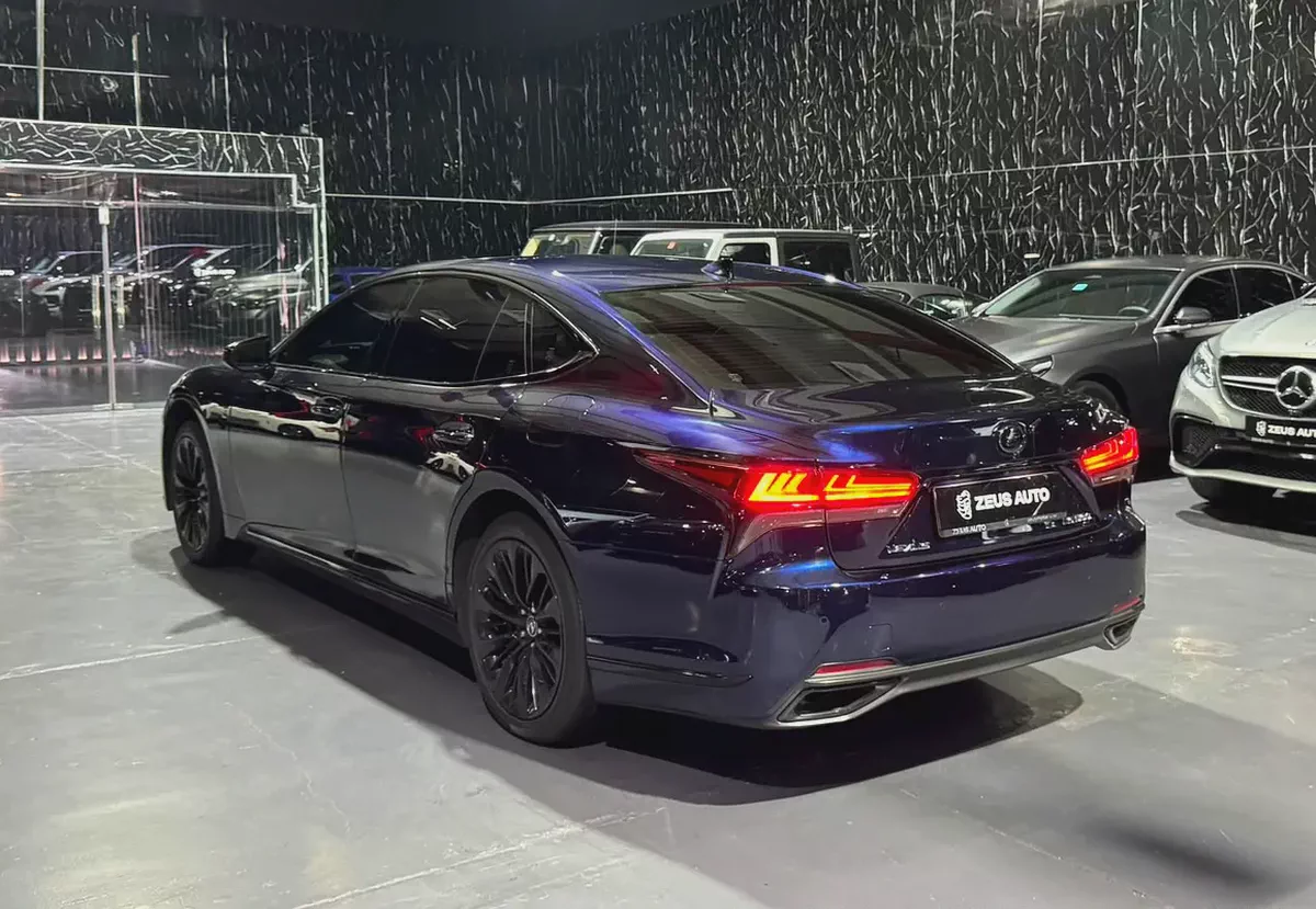 Lexus LS 500 2022 | Well Maintained | GCC | Pristine Condition-4-4