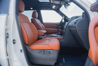 Nissan Armada Platinum 2020 - American Specs-17