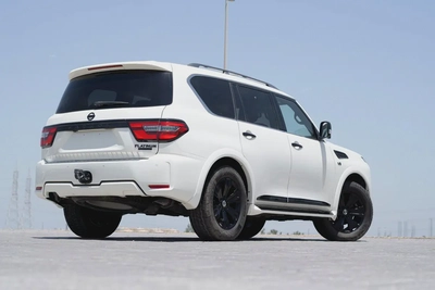 Nissan Armada Platinum 2020 - American Specs-4