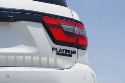 Nissan Armada Platinum 2020 - American Specs-5