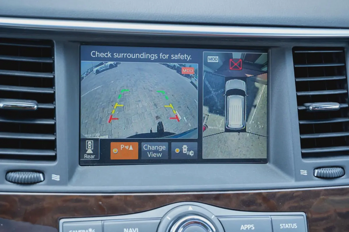 Nissan Armada Platinum 2020 - American Specs-14-14